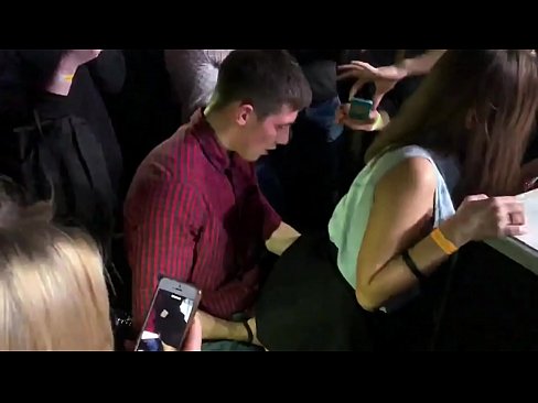 ❤️ Tinuod nga sekso sa usa ka nightclub sa Russia. Ang 18-anyos nga Ruso nga babaye sa anus ug puwerta nakighilawas sa usa ka nightclub ️ Anal porn sa ceb.hentaizm.ru ❤